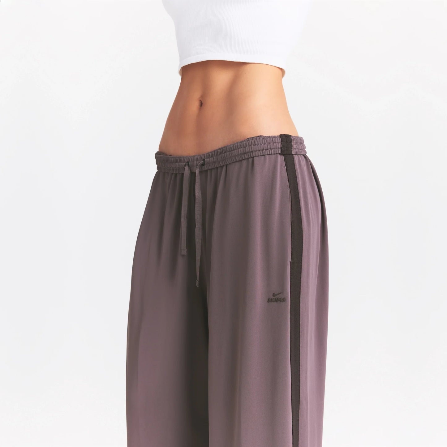 NikeSKIMS STRETCH KNIT WIDE LEG PANT | RESIN