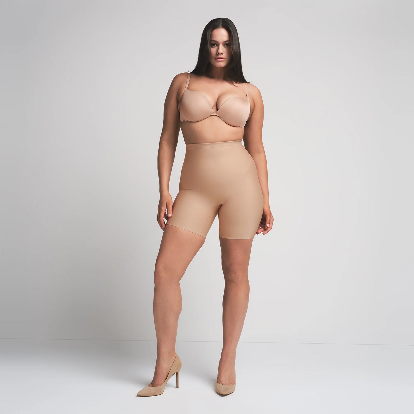 SKIMS BODY CORE SCULPT MID RISE SHORT | CLAY