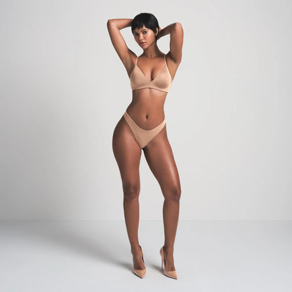 WIRELESS FORM T-SHIRT DEMI BRA | SIENNA