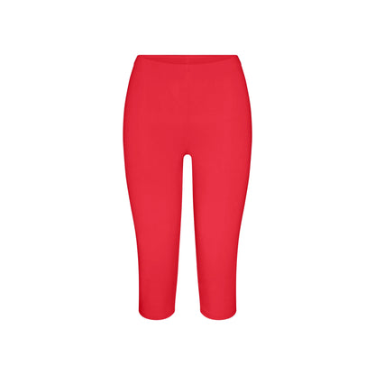 SMOOTH LAYERS HIGH-WAISTED CAPRI | CARMINE