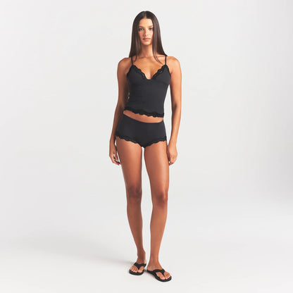 FITS EVERYBODY LACE TRIANGLE CAMI AND BOY SHORT SET | ONYX