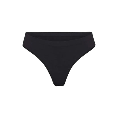 SOFT SMOOTHING SEAMLESS THONG | ONYX
