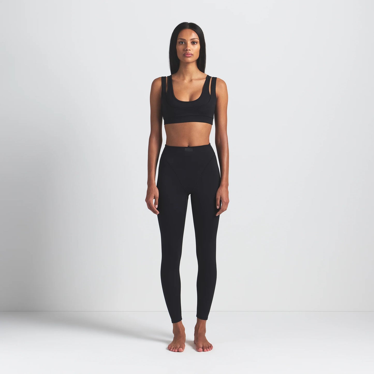 NikeSKIMS MATTE V-LINE 26" LEGGING | OBSIDIAN