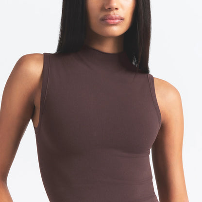 NikeSKIMS VINTAGE SEAMLESS MOCK NECK BRA TOP | PHOENIX