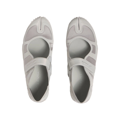 NikeSKIMS FOOTWEAR RIFT SATIN | SILVER