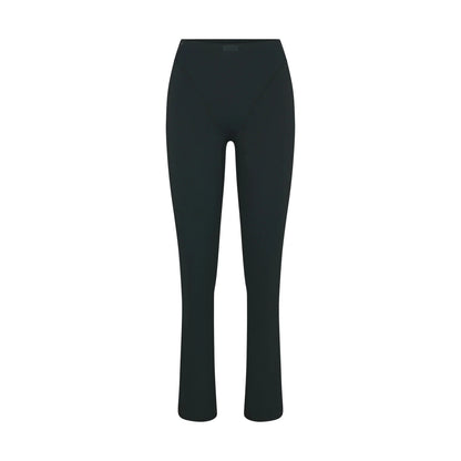 NikeSKIMS MATTE V-LINE 39" STRAIGHT LEGGING | DARK TEAL