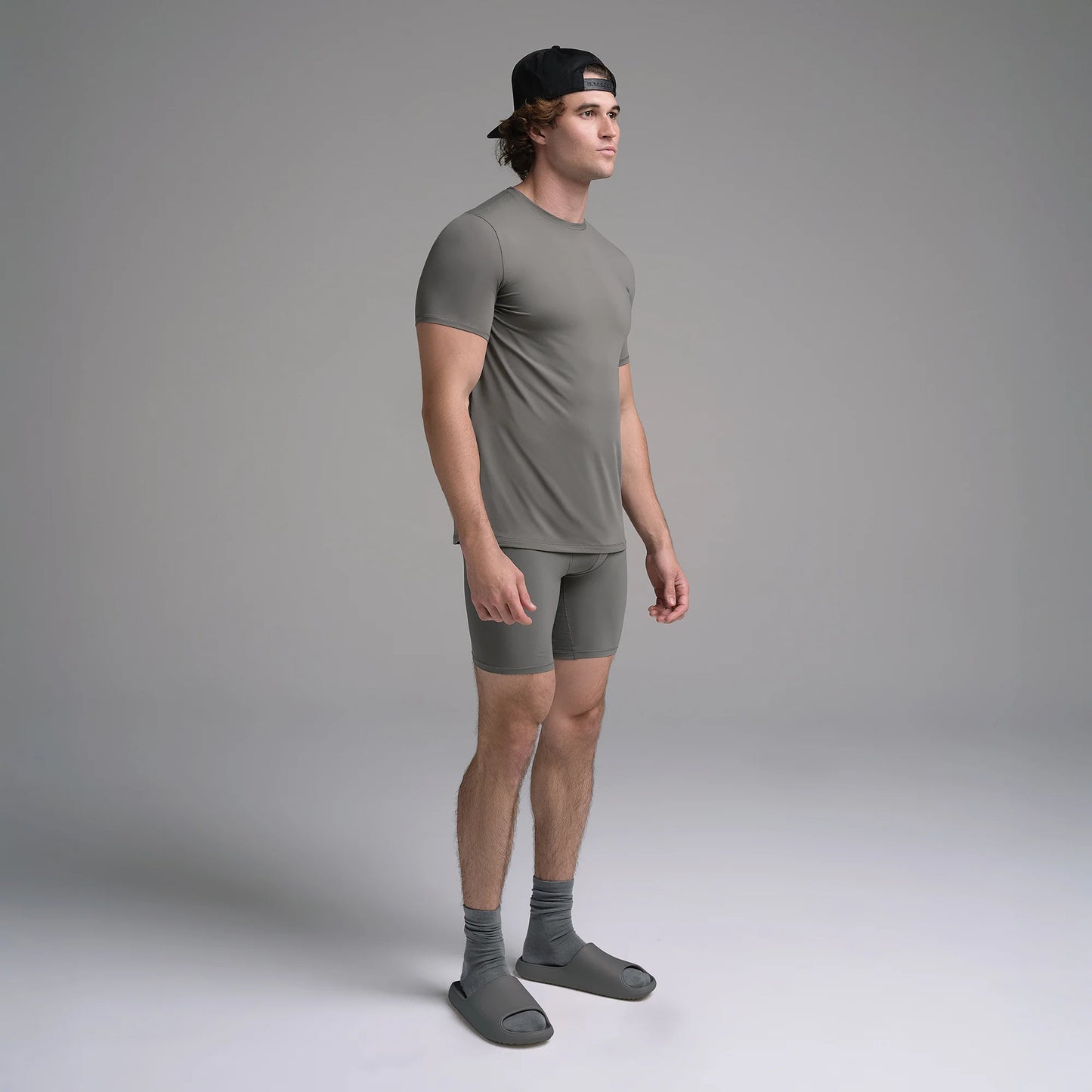 SKIMS FLEX MENS T-SHIRT | GUNMETAL