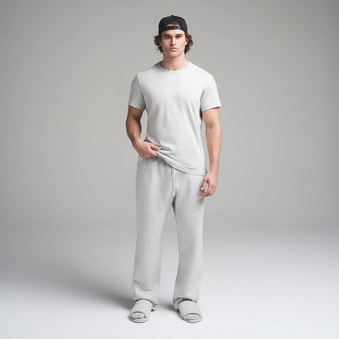 SKIMS COTTON MENS CLASSIC T-SHIRT | LIGHT HEATHER GREY