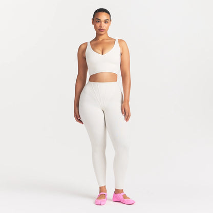 NikeSKIMS MATTE V-NECK BRA TOP | IVORY