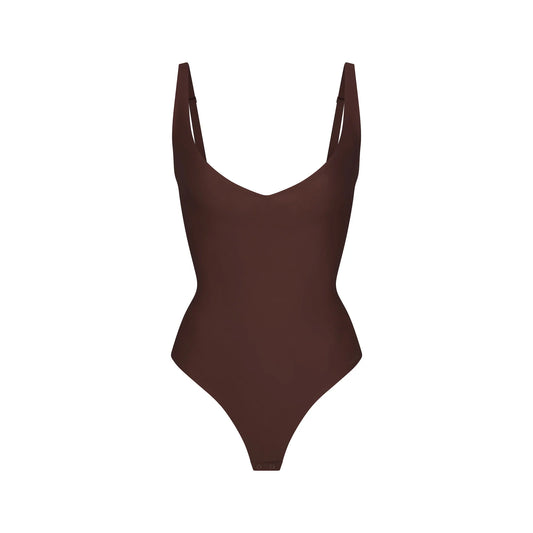 SKIMS BODY CORE SCULPT PLUNGE THONG BODYSUIT | COCOA