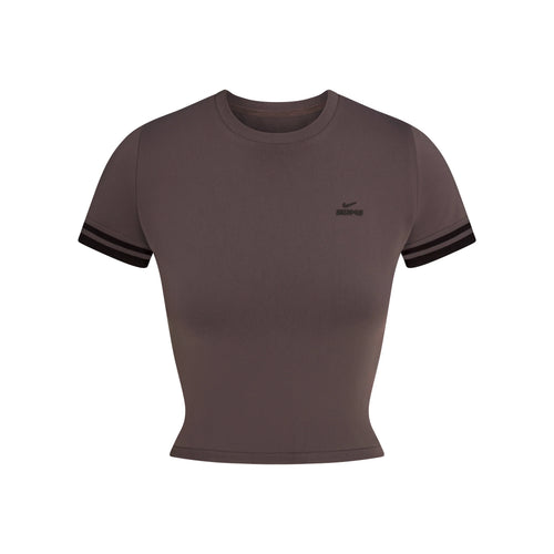 NikeSKIMS STRETCH KNIT CROPPED T-SHIRT | RESIN