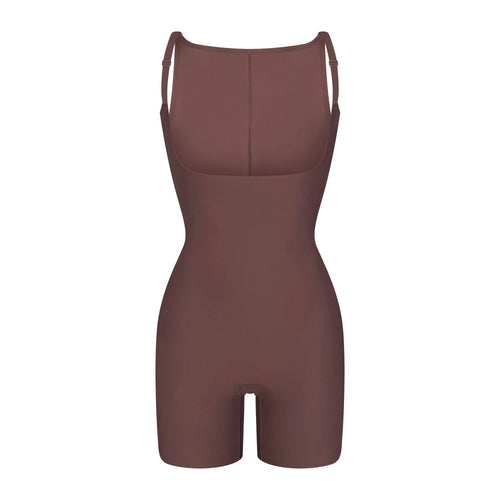 SKIMS BODY CORE SCULPT BACK SMOOTHING OPEN BUST MID THIGH BODYSUIT | COCOA