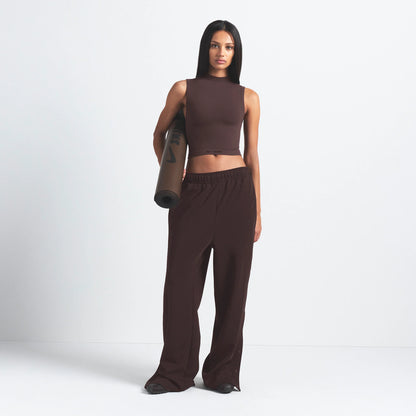 NikeSKIMS VINTAGE SEAMLESS MOCK NECK BRA TOP | PHOENIX