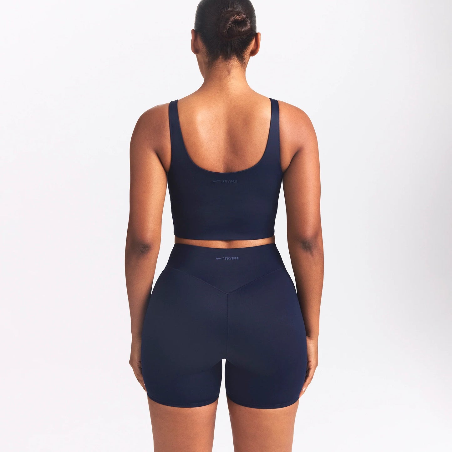 NikeSKIMS SHINE SCOOP NECK BRA TOP | NAVY