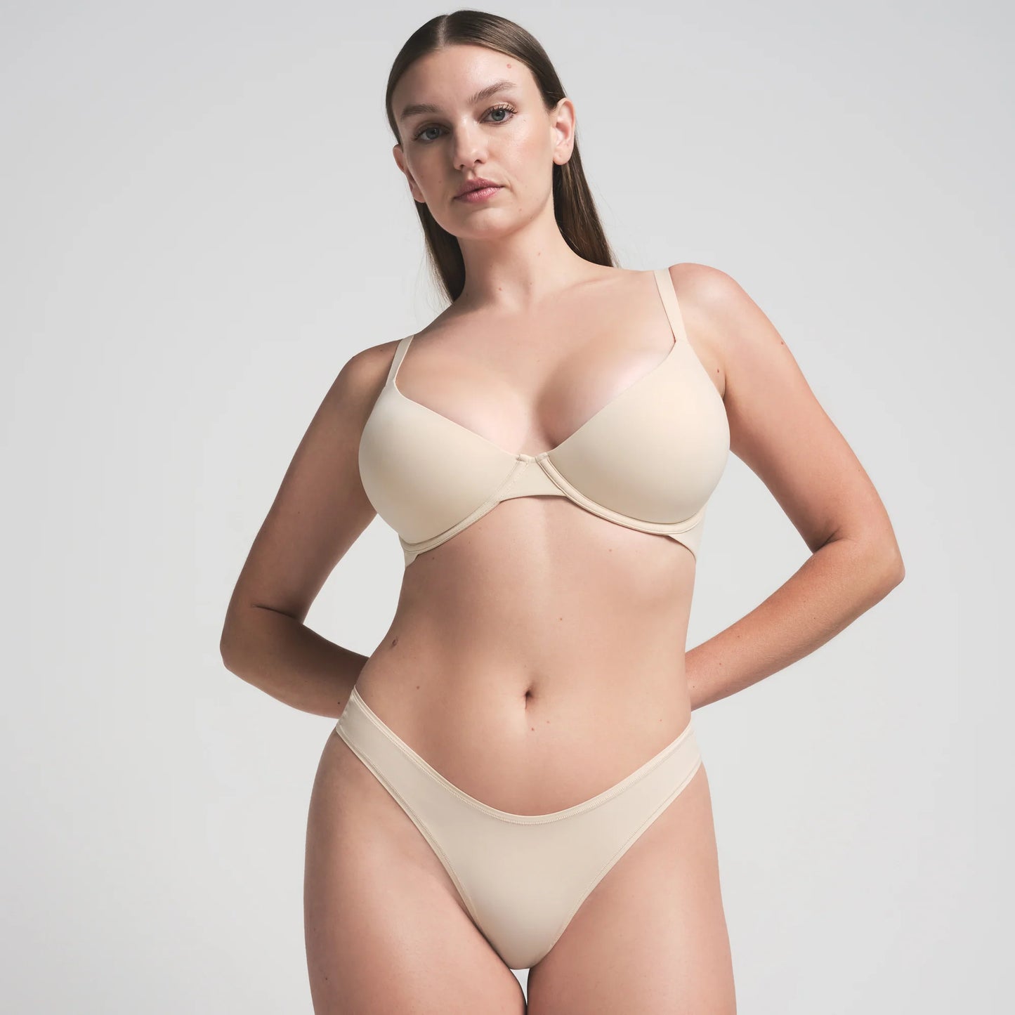 FITS EVERYBODY PLUNGE BRA | SAND