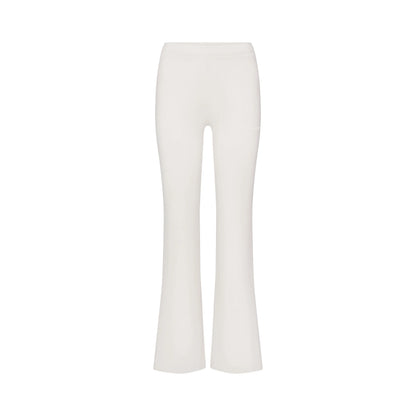 NikeSKIMS AIRY DRI-FIT™ LOW RISE MINI FLARE PANT | IVORY