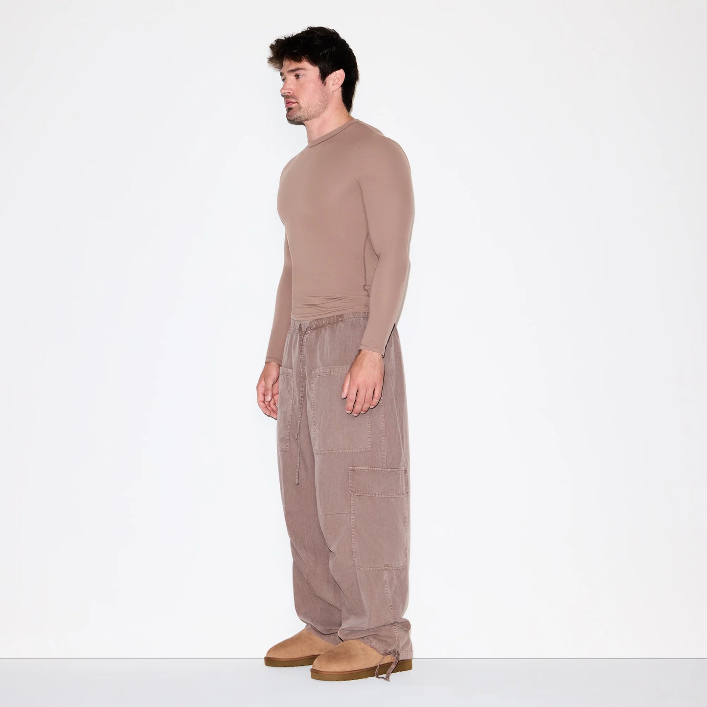 FITS EVERYBODY MENS SLIM LONG SLEEVE T-SHIRT | UMBER
