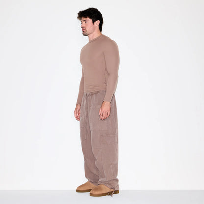 FITS EVERYBODY MENS SLIM LONG SLEEVE T-SHIRT | UMBER