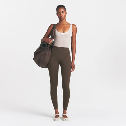NikeSKIMS MATTE CORSET 26" LEGGING | DARK SEPIA
