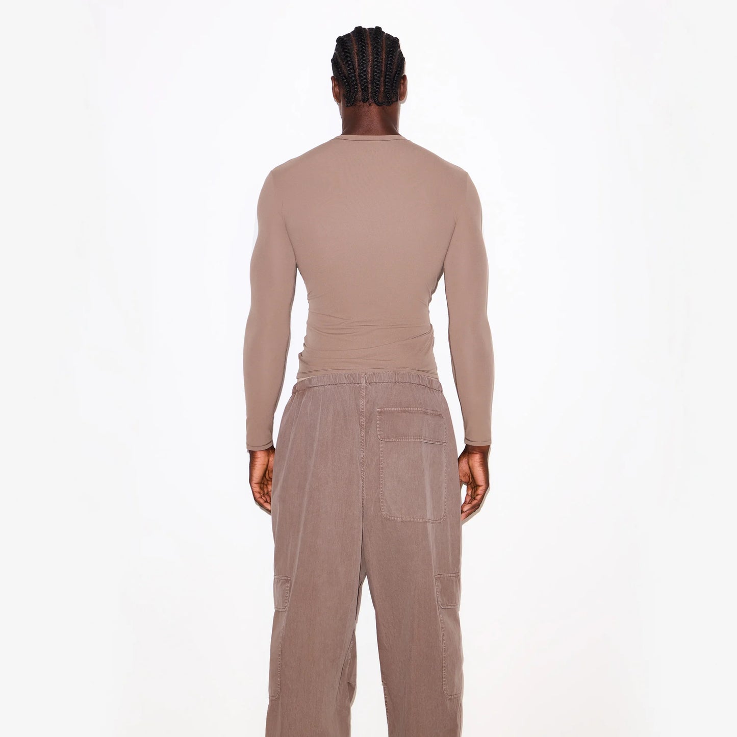 FITS EVERYBODY MENS SLIM LONG SLEEVE T-SHIRT | UMBER