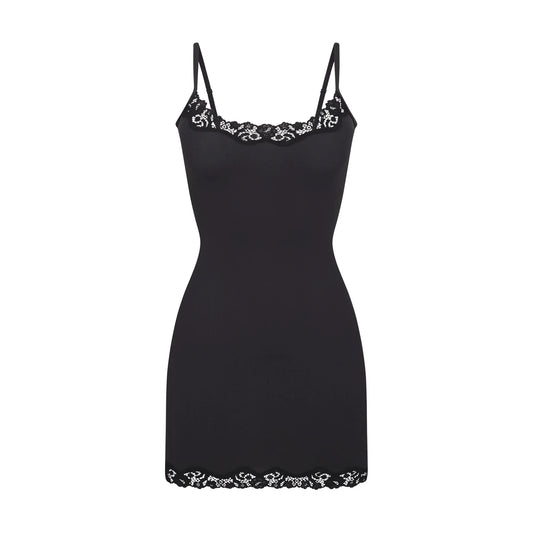 FITS EVERYBODY LACE SLIP DRESS | ONYX