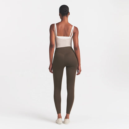 NikeSKIMS MATTE CORSET 26" LEGGING | DARK SEPIA