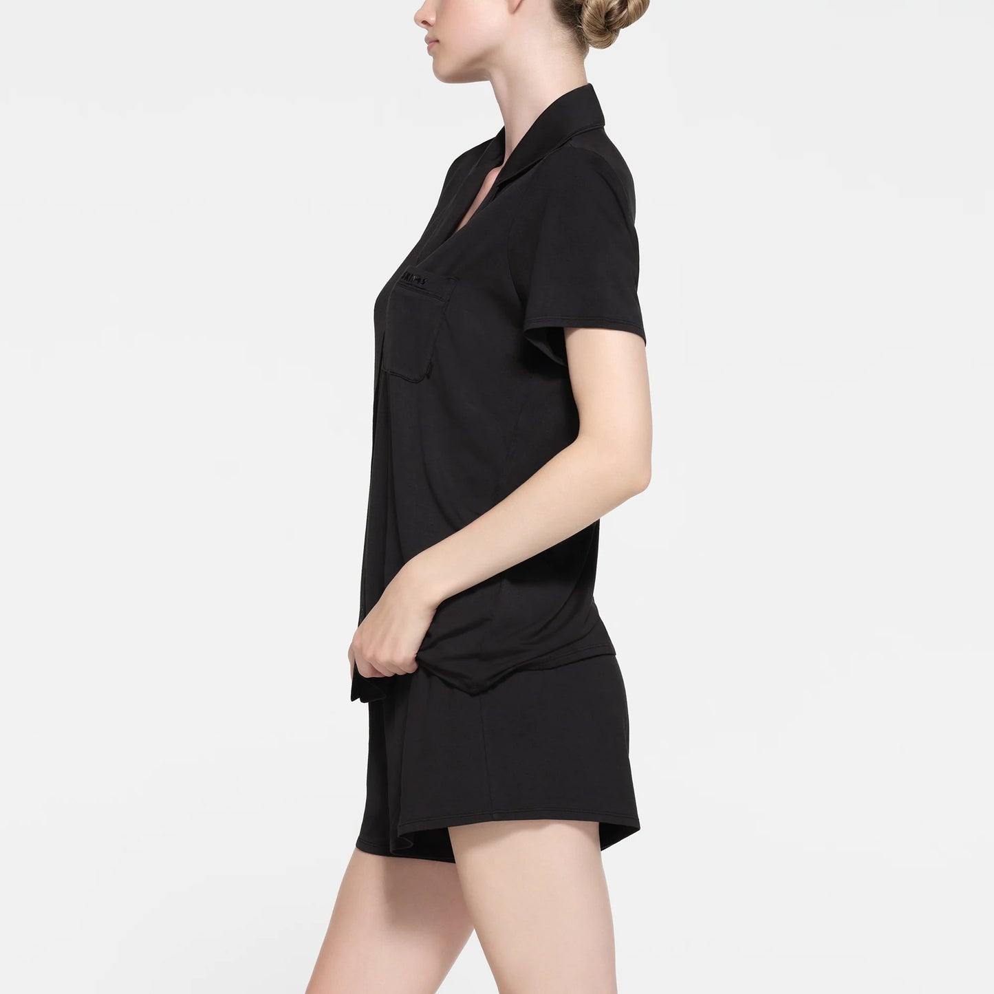 SKIMS SLEEP SHORT SLEEVE BUTTON UP SET | ONYX