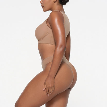 FITS EVERYBODY BACK SMOOTHING FULL COVERAGE BRA | SIENNA