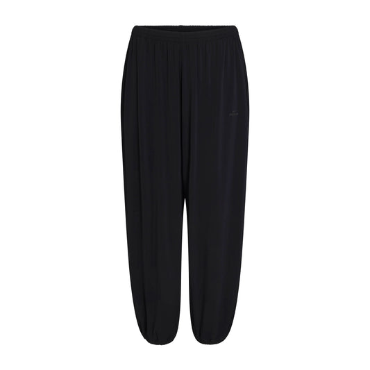 NikeSKIMS STRETCH KNIT BALLOON PANT | OBSIDIAN