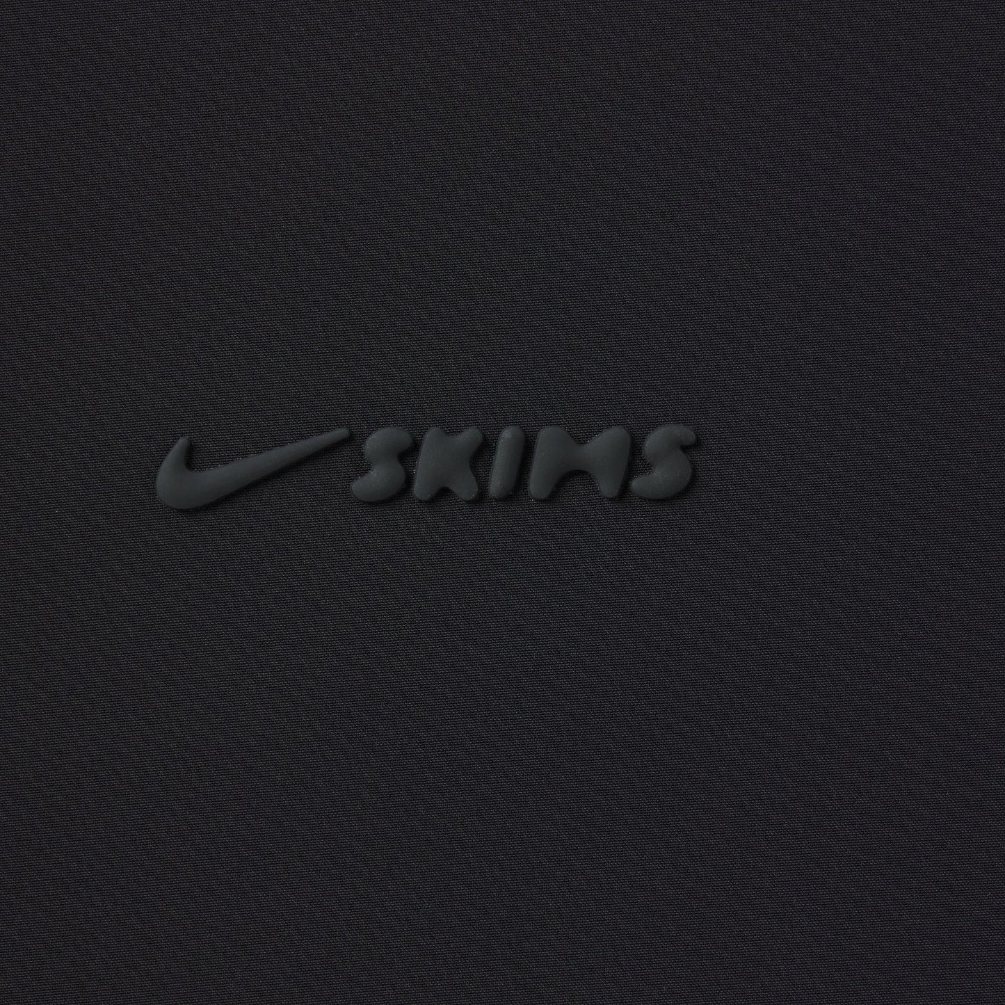 NikeSKIMS WOVEN NYLON 5" TRACK SHORT | OBSIDIAN