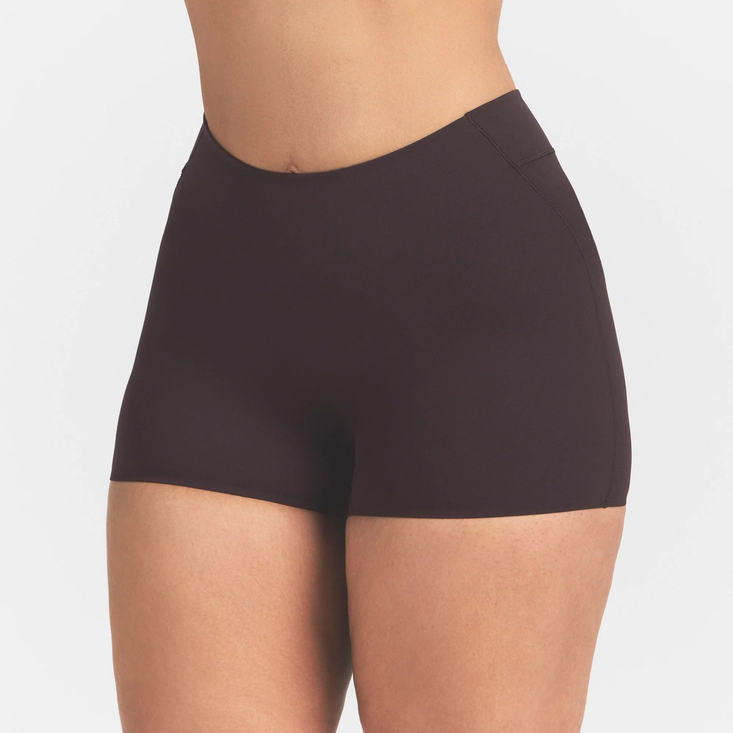 NikeSKIMS STUDIO STRETCH DIPPED 2" SHORT | DARK ROAST