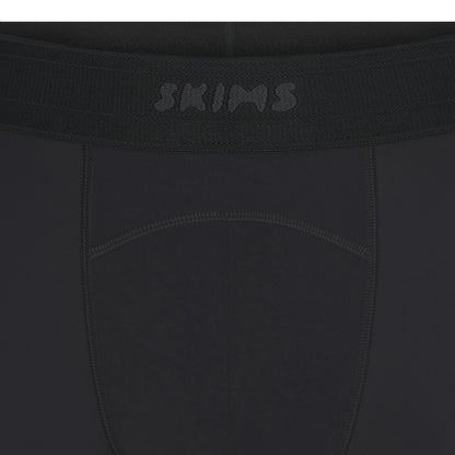 SKIMS FLEX MENS 5" BOXER BRIEF | OBSIDIAN