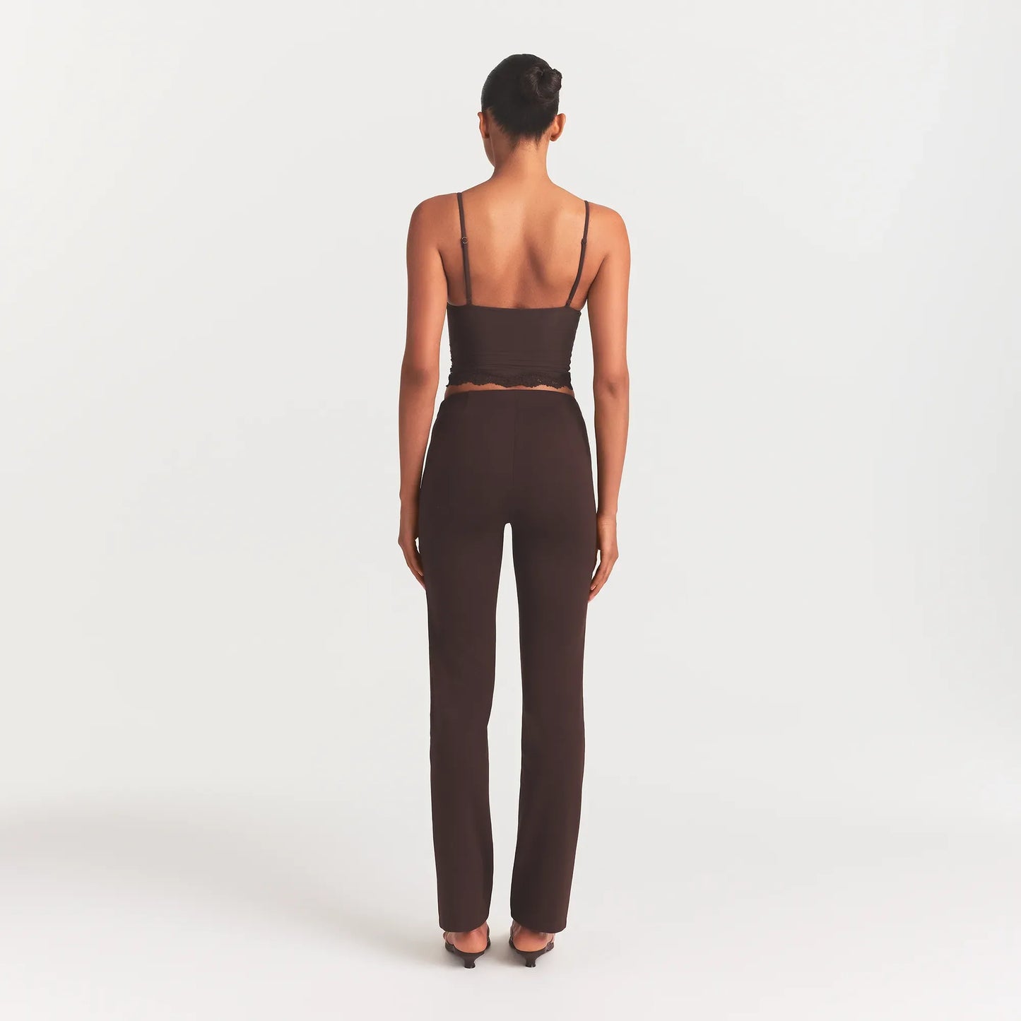 THE ESSENTIAL COLLECTION HIGH-WAISTED PINTUCK STRAIGHT PANT | ESPRESSO