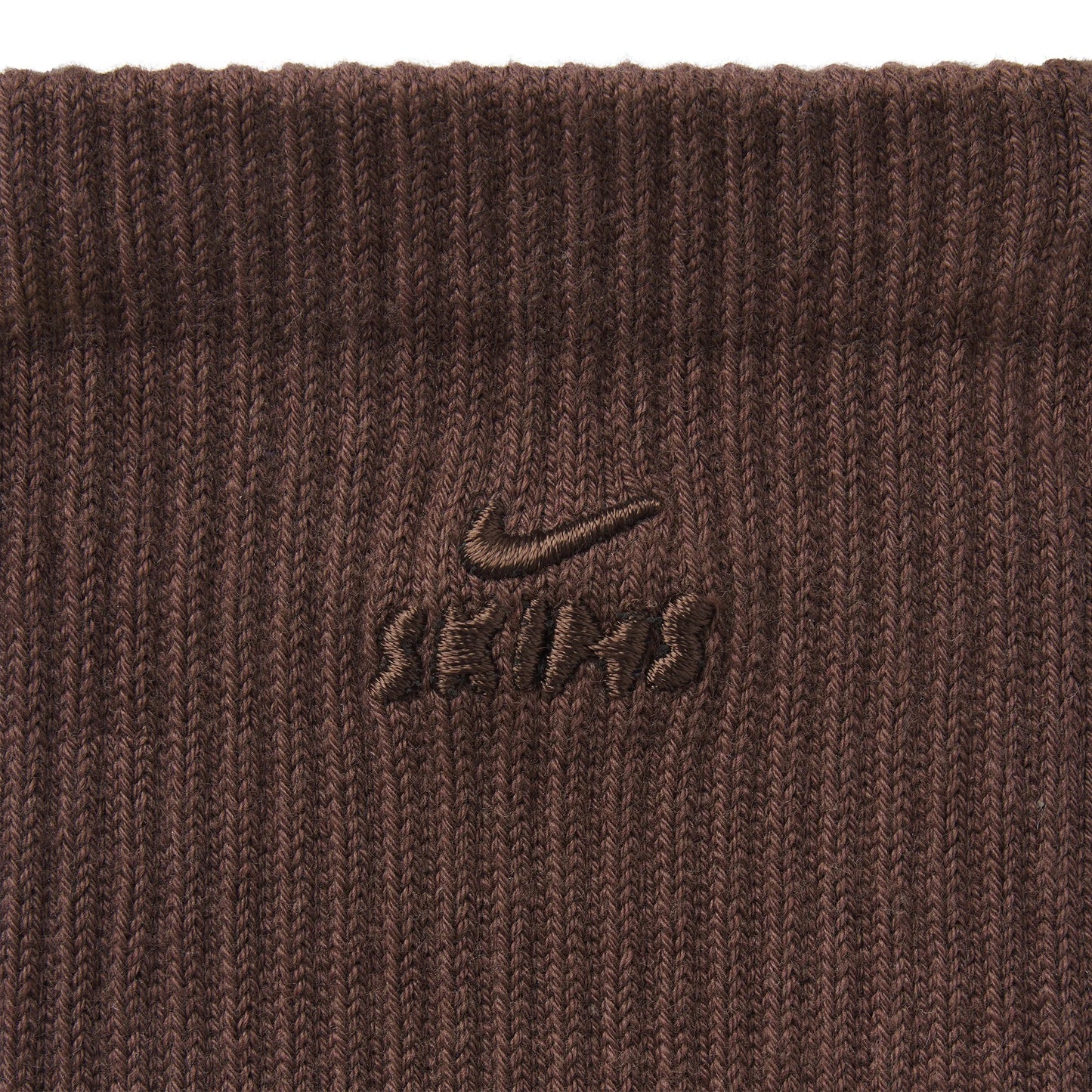 NikeSKIMS ACCESSORIES DRI-FIT™ PILATES GRIP CREW SOCK | DARK SEPIA