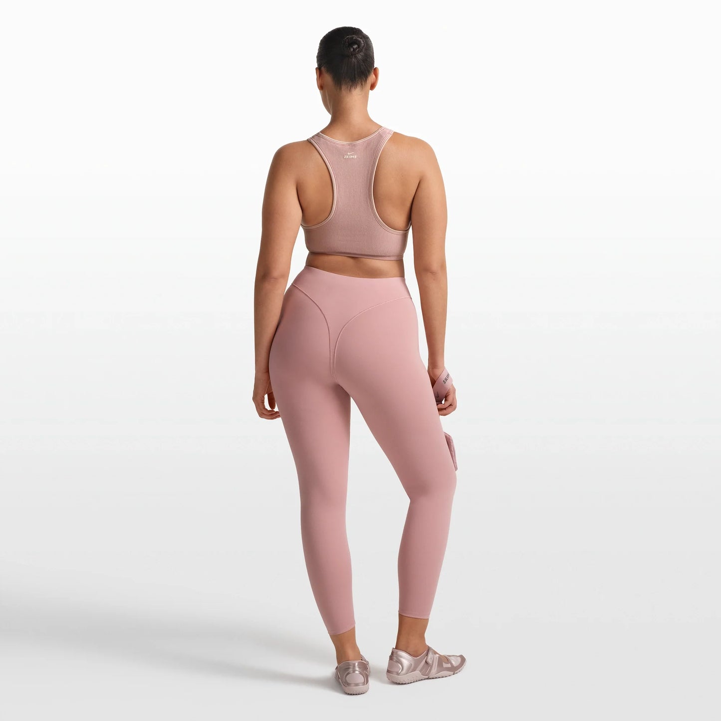NikeSKIMS RIBBED SEAMLESS RACER FRONT BRA | HIMALAYAN