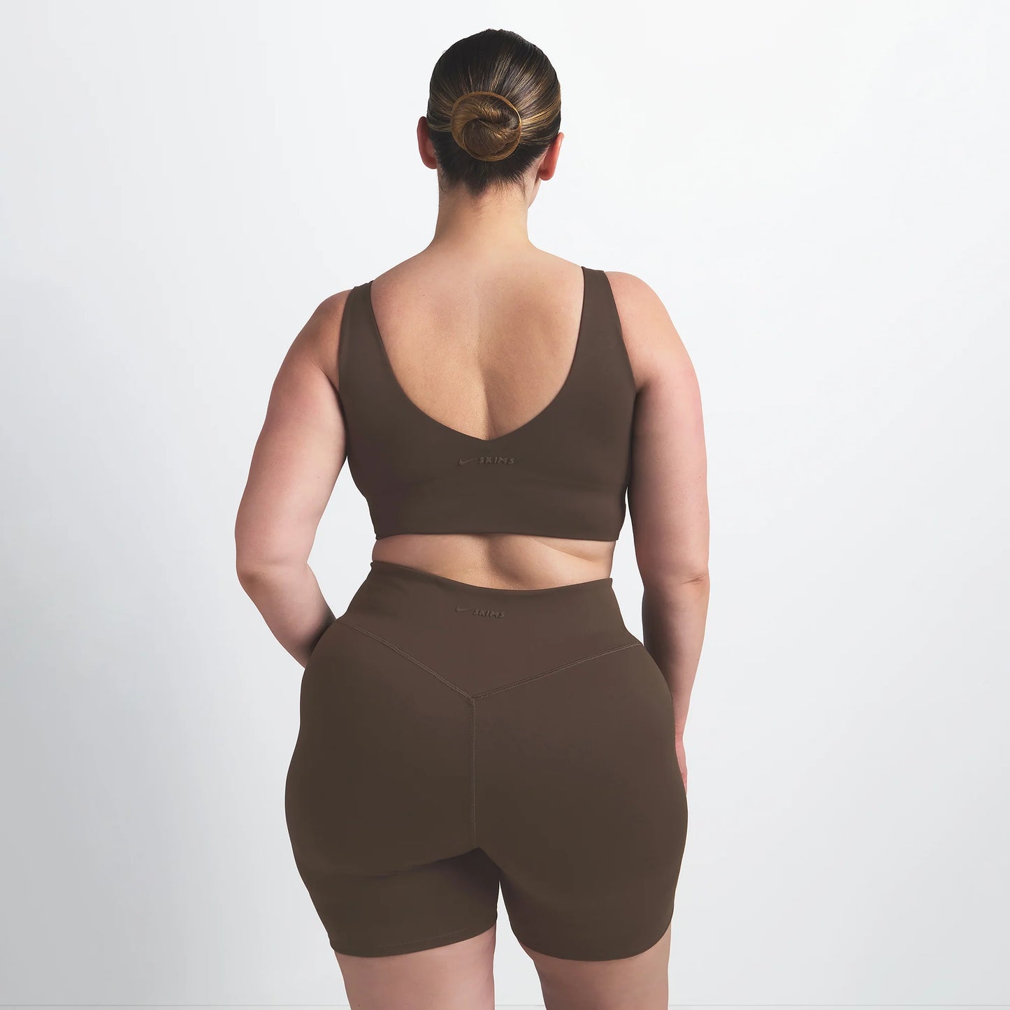 NikeSKIMS MATTE V-NECK BRA TOP | DARK SEPIA