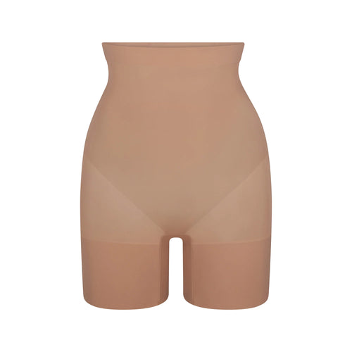 SHEER SEAMLESS HIGH-WAISTED MID THIGH SHORT | SIENNA