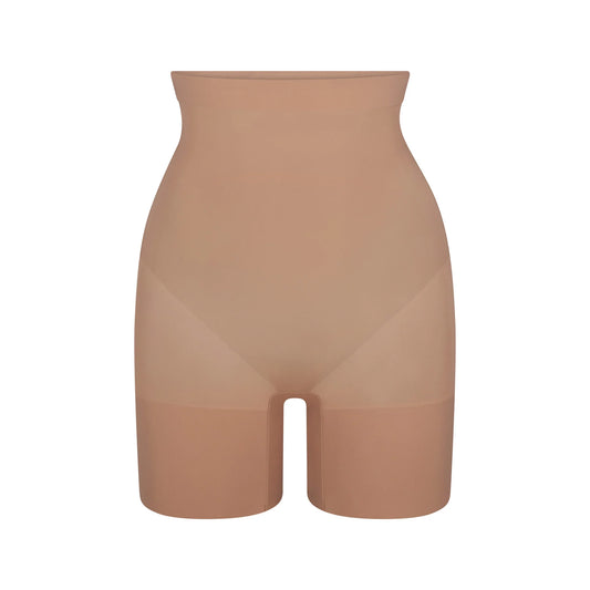 SHEER SEAMLESS HIGH-WAISTED MID THIGH SHORT | SIENNA