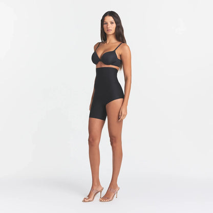 SKIMS BODY LEFT LEG SOLUTION SHORT | ONYX