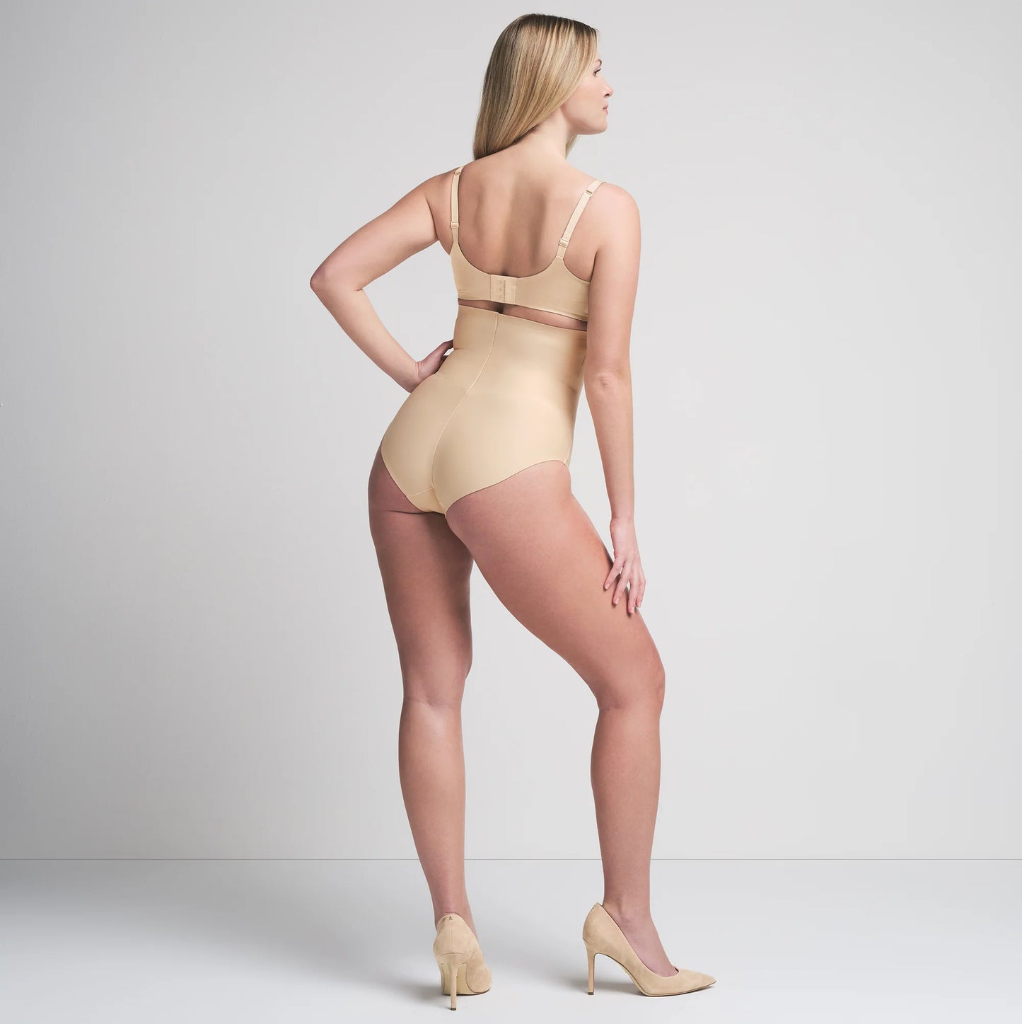 SKIMS BODY CORE SCULPT HIGH-WAISTED BRIEF | SAND