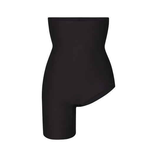 SKIMS BODY LEFT LEG SOLUTION SHORT | ONYX