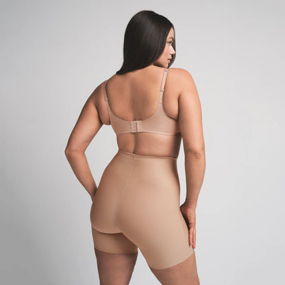 SKIMS BODY CORE SCULPT MID RISE SHORT | CLAY