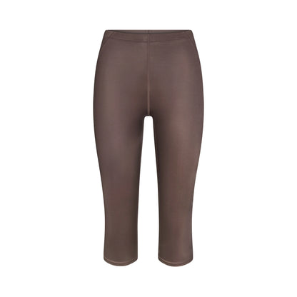 NikeSKIMS SATIN SHINE CAPRI 17" LEGGING | RESIN