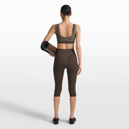 NikeSKIMS RIBBED SEAMLESS MICRO SCOOP BRA | DUSTY OAKMOSS