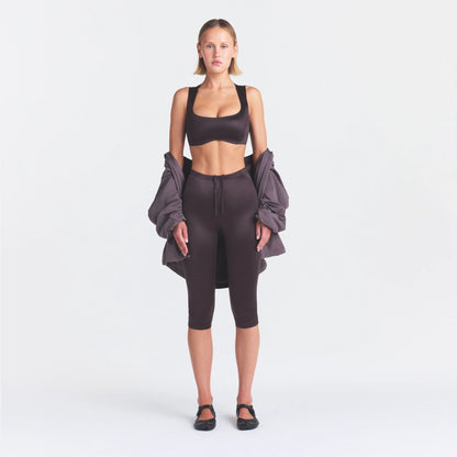 NikeSKIMS SATIN SHINE WIDE SCOOP BRA | PHOENIX