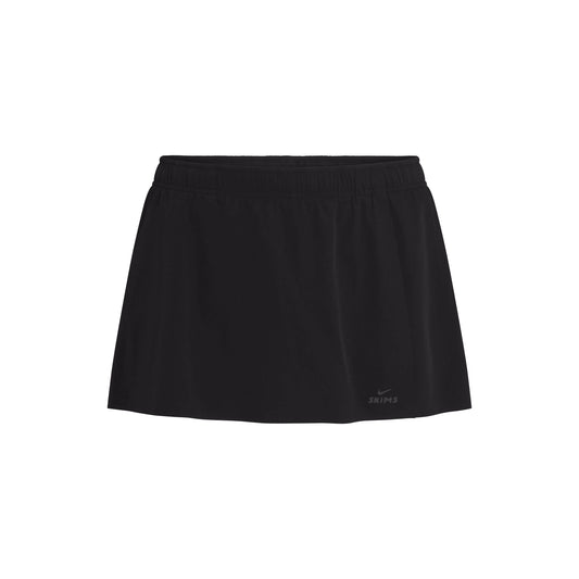 NikeSKIMS STRETCH NYLON SKORT | OBSIDIAN