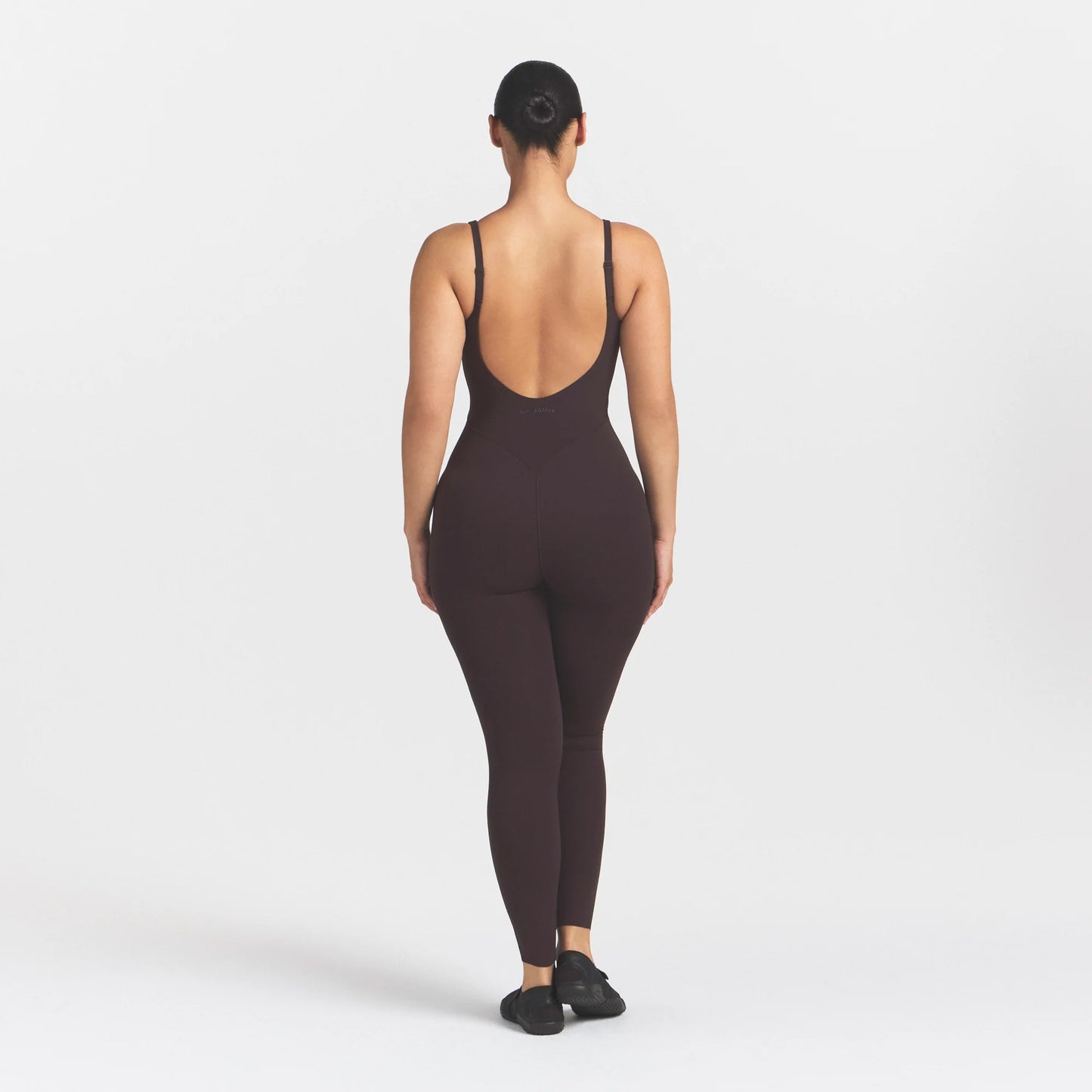 NikeSKIMS STUDIO STRETCH 29" ONE PIECE | DARK ROAST