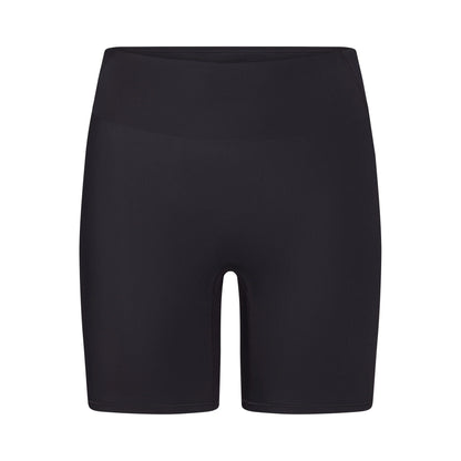 NikeSKIMS SHINE BONDED WAIST 5" BIKER SHORT | OBSIDIAN