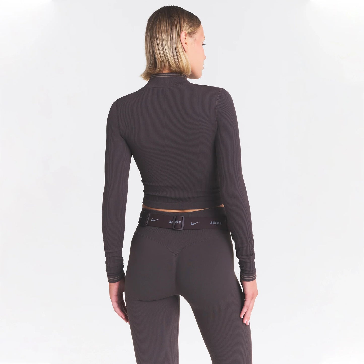 NikeSKIMS RIBBED SEAMLESS ZIP UP CROP JACKET | PHOENIX