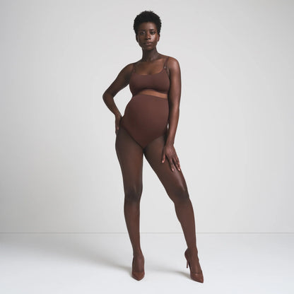 FITS EVERYBODY MATERNITY NURSING SCOOP BRALETTE | COCOA